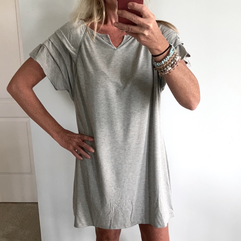 Grey Tiered Ruffle Sleeve Dress - Picture 4 of 10